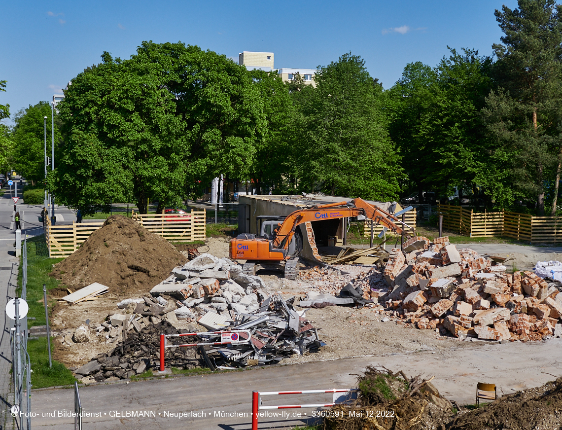 12.05.2022 - Baustelle am Haus für Kinder in Neuperlach
